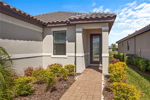 4724 CRESTPOINT Wy, Palmetto, FL 34221 - Photo 2