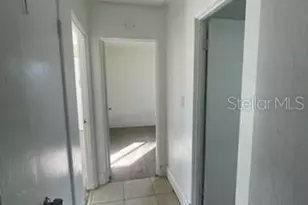 331 51st St Ct W, Palmetto, FL 34221 - Photo 8
