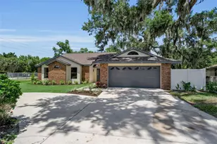 1005 Greystone Ln, Sarasota, FL 34232 - Photo 2