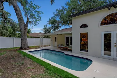 1005 Greystone Lane, Sarasota, FL 34232 - Photo 8