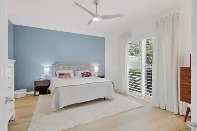 5821 Ferrara Drive, Sarasota, FL 34238 - Photo 18