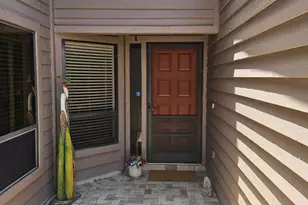 3902 Wilshire Dr, Sarasota, FL 34238 - Photo 4