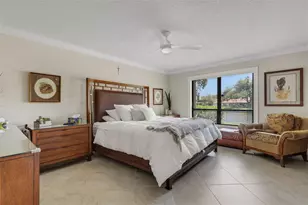 3902 Wilshire Dr, Sarasota, FL 34238 - Photo 2