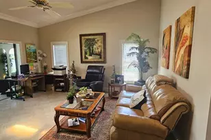 3902 Wilshire Dr, Sarasota, FL 34238 - Photo 16