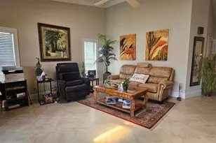 3902 Wilshire Dr, Sarasota, FL 34238 - Photo 18