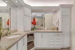 3902 Wilshire Dr, Sarasota, FL 34238 - Photo 8