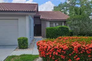3902 Wilshire Dr, Sarasota, FL 34238 - Photo 1