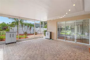 1961 42nd St N, Saint Petersburg, FL 33713 - Photo 20