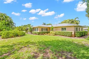 1961 42nd St N, Saint Petersburg, FL 33713 - Photo 30