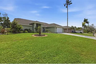 5207 86th Street Court W, Bradenton, FL 34210 - Photo 4