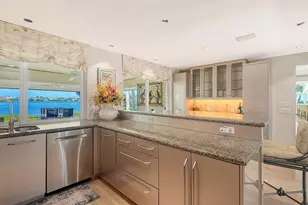 321 Lookout Point Dr, Osprey, FL 34229 - Photo 28