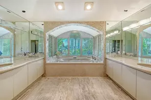 321 Lookout Point Dr, Osprey, FL 34229 - Photo 22