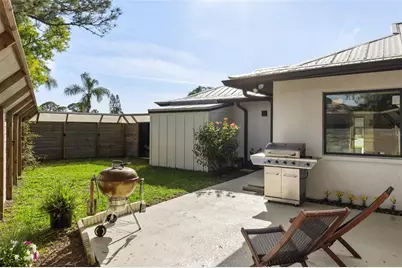2341 Arborfield Lane, Sarasota, FL 34235 - Photo 32