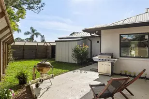 2341 Arborfield Ln, Sarasota, FL 34235 - Photo 32