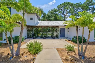 2341 Arborfield Lane, Sarasota, FL 34235 - Photo 6