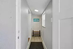2214 23rd Ave W, Bradenton, FL 34205 - Photo 6