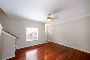 7633 Plantation Cir, University Park, FL 34201 - Photo 8