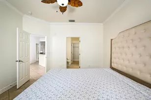 7919 Limestone Ln, Sarasota, FL 34233 - Photo 20