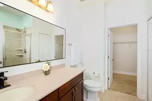 7919 Limestone Ln, Sarasota, FL 34233 - Photo 22