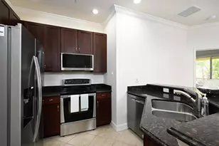 7919 Limestone Ln, Sarasota, FL 34233 - Photo 12