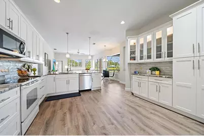 11909 Summer Meadow Drive, Lakewood Ranch, FL 34202 - Photo 18