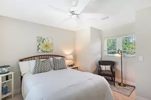 1631 Worrington St, Sarasota, FL 34231 - Photo 20