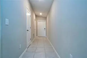 9437 Lemon Drop Loop, Sun City Center, FL 33573 - Photo 16