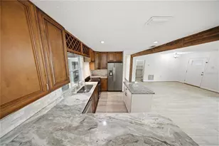 1964 Par Pl, Sarasota, FL 34240 - Photo 18