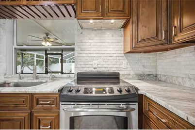 1964 Par Place, Sarasota, FL 34240 - Photo 16