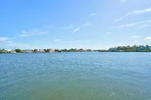 17 Seaside Ct, Holmes Beach, FL 34217 - Photo 20