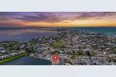 17 Seaside Court, Holmes Beach, FL 34217 - Photo 24