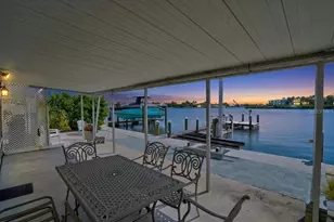 17 Seaside Ct, Holmes Beach, FL 34217 - Photo 22
