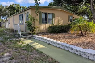 7111 142nd Ave N, Largo, FL 33771 - Photo 14