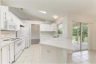 3213 45th Avenue E, Bradenton, FL 34203 - Photo 10