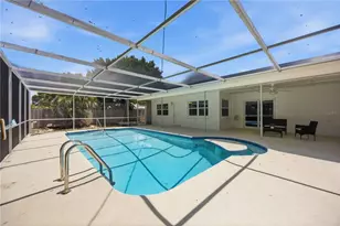 5726 Waneta Pl, Sarasota, FL 34231 - Photo 42