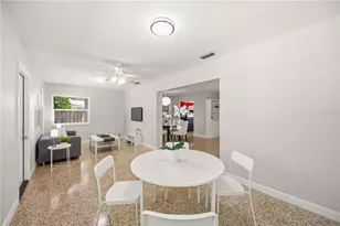 5726 Waneta Pl, Sarasota, FL 34231 - Photo 14