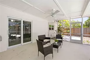 5726 Waneta Pl, Sarasota, FL 34231 - Photo 44