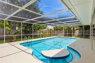 5726 Waneta Pl, Sarasota, FL 34231 - Photo 40