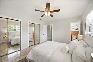 5726 Waneta Pl, Sarasota, FL 34231 - Photo 32