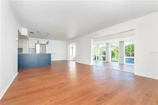 2126 Riverbluff Pkwy, Sarasota, FL 34231 - Photo 26