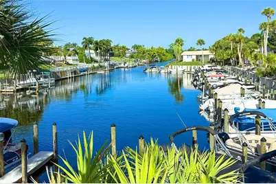 2126 Riverbluff Parkway #V323, Sarasota, FL 34231 - Photo 74
