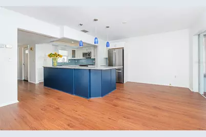 2126 Riverbluff Parkway #V323, Sarasota, FL 34231 - Photo 18