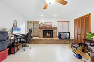1063 Greystone Ln, Sarasota, FL 34232 - Photo 18