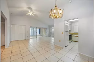 3411 57th Ave Dr W, Bradenton, FL 34210 - Photo 4