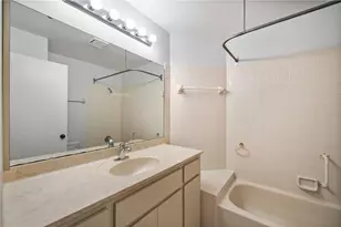 3411 57th Ave Dr W, Bradenton, FL 34210 - Photo 20