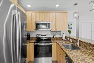 110 Palm Ave, Anna Maria, FL 34216 - Photo 12