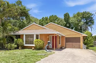 4336 Cactus Ave, Sarasota, FL 34231 - Photo 2