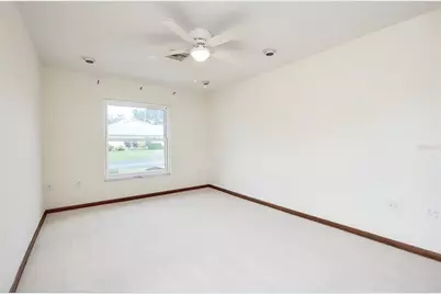 5617 Evergreen Dr #27, Sarasota, FL 34233 - Photo 12