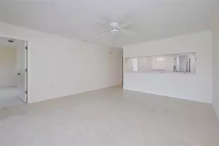 5617 Evergreen Dr, Sarasota, FL 34233 - Photo 22