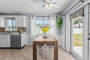 3943 Eton Pl, Sarasota, FL 34241 - Photo 10